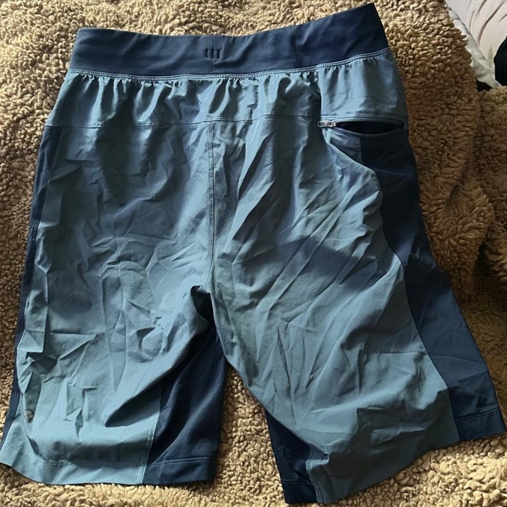 Lululemon T.H.E. Linerless Training Athletic Shorts